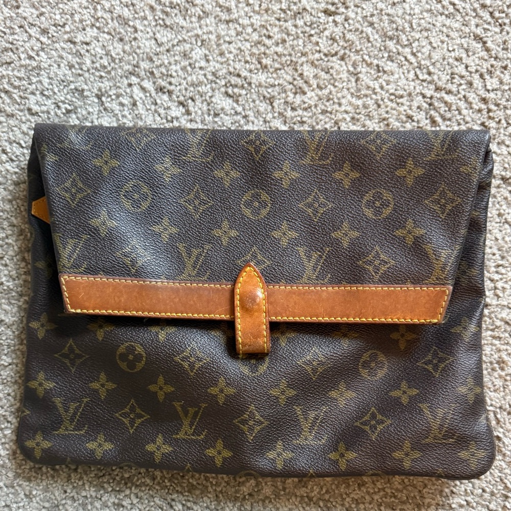 Louis Vuitton clutch
